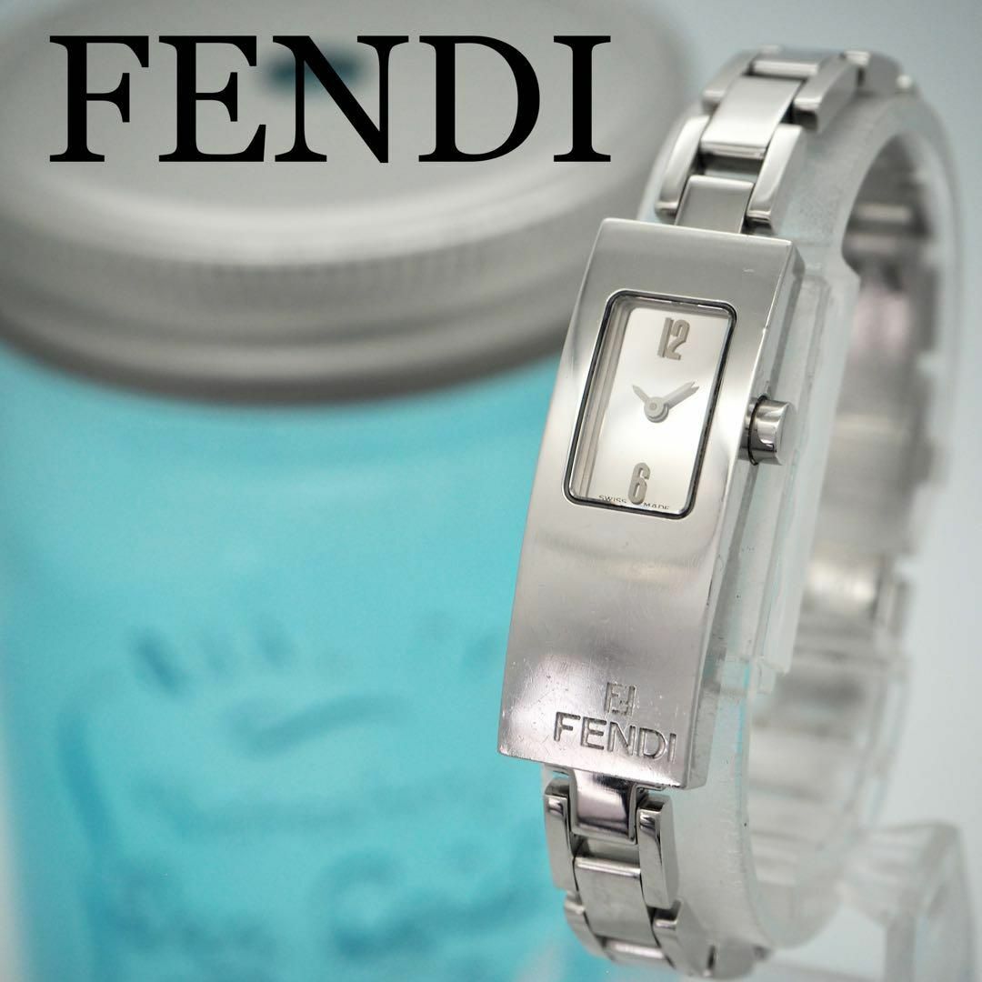 416 FENDI フェンディ時計　レディース腕時計　シンプル　シルバー　ブレス