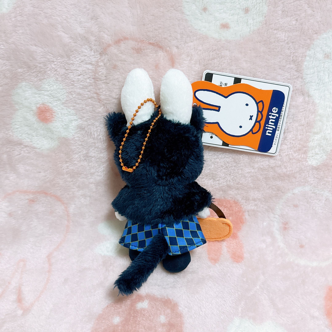 miffy(ミッフィー)のハウステンボス　ハロウィーン　キャット ナインチェ　マスコット　キーチェーン エンタメ/ホビーのおもちゃ/ぬいぐるみ(ぬいぐるみ)の商品写真