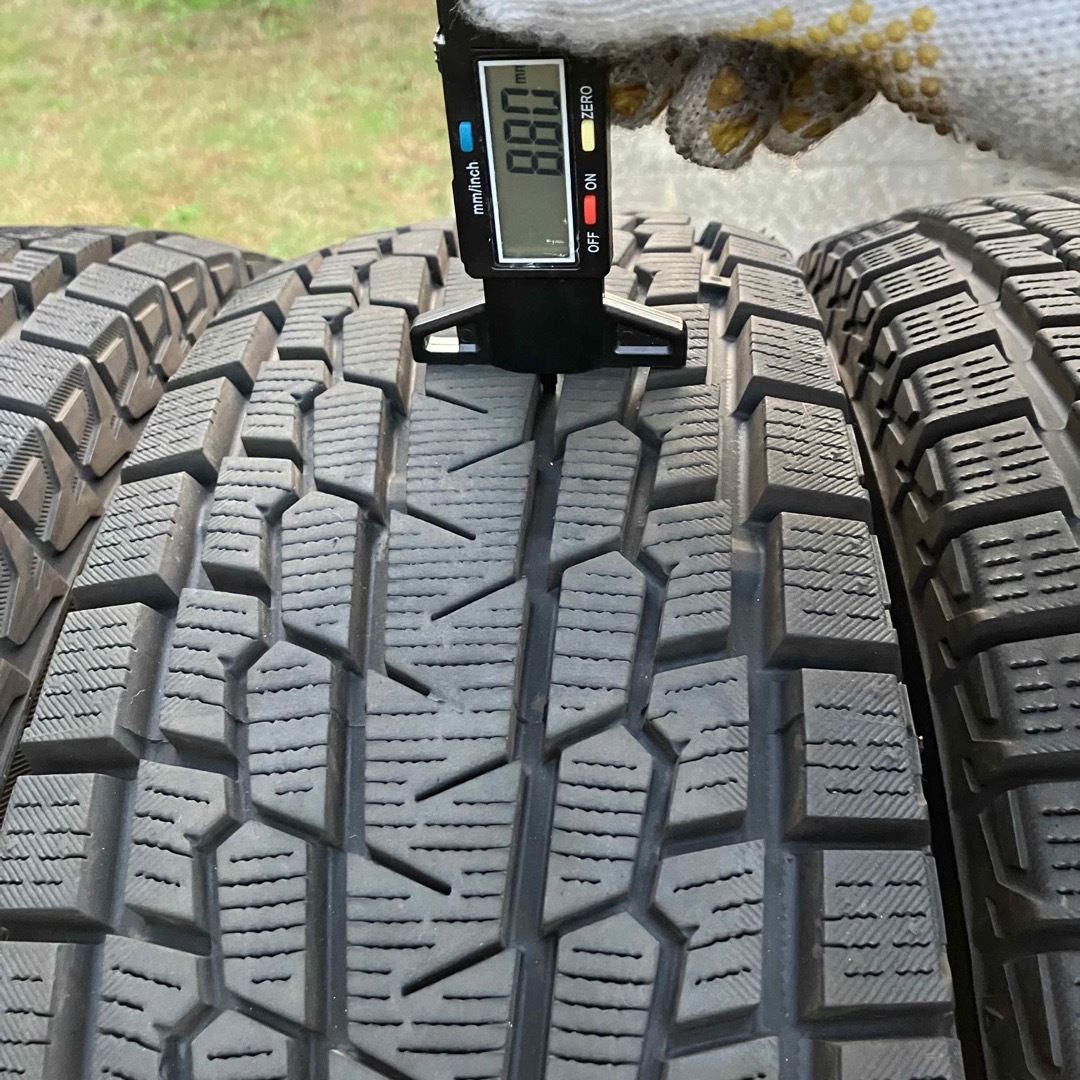 2019年製 国産 215/60R16 ヨコハマ アイスガード iG50プラス