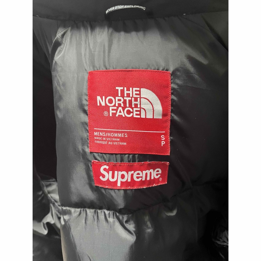 THE NORTH FACE(ザノースフェイス)のSUPREME × NORTH FACE 雪山ダウン バルトロ 限定品 メンズのジャケット/アウター(ダウンジャケット)の商品写真