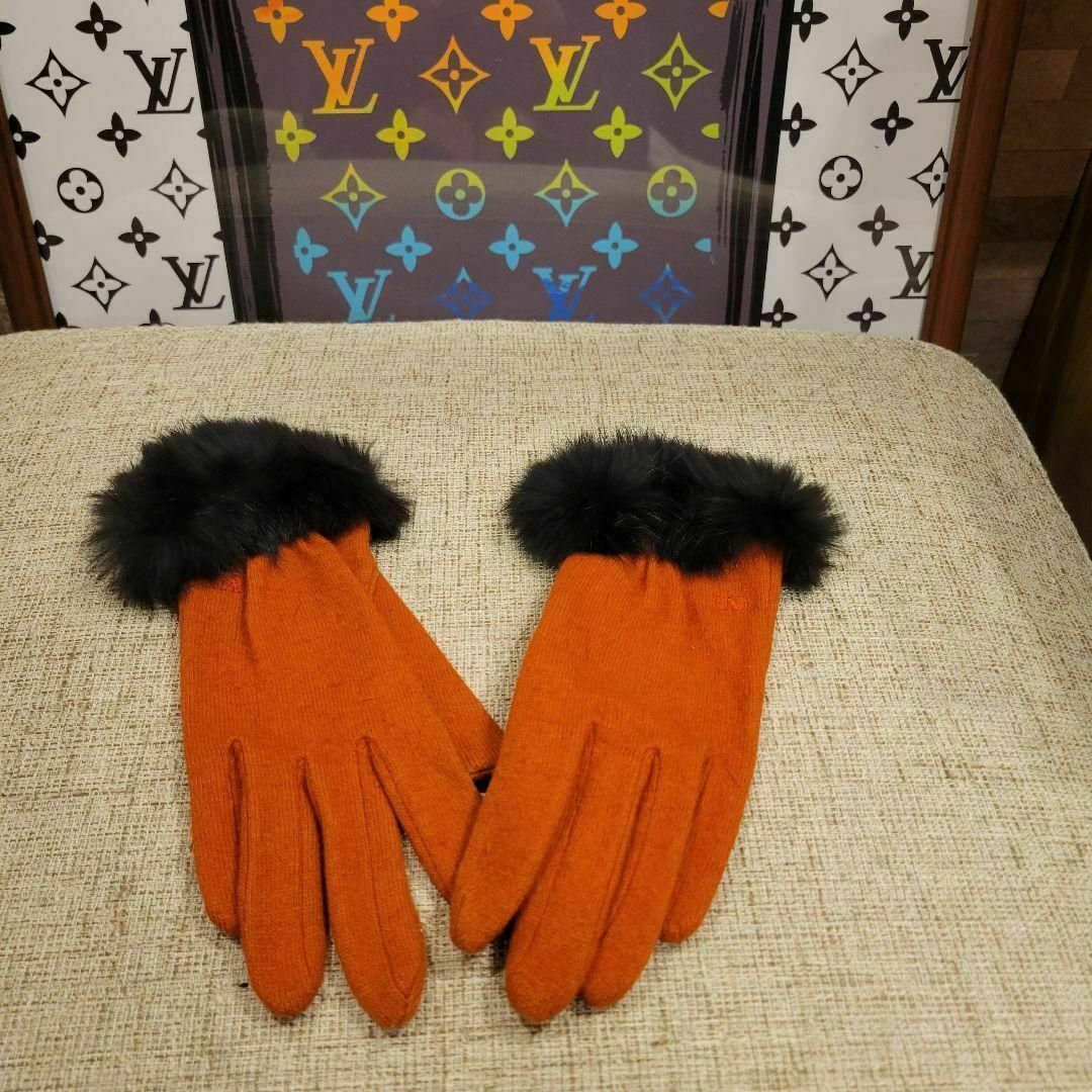 ヴァレンティノ　ブラック×オレンジ　ファー付き　グローブ　手袋　ワンピースのサムネイル
