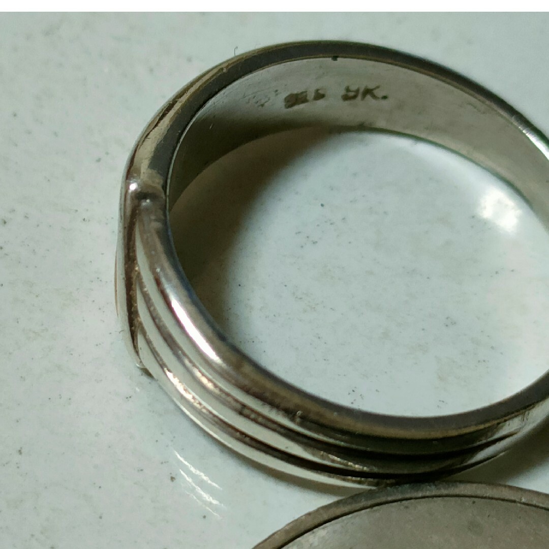 シルバーと9Kのリング レディースのアクセサリー(リング(指輪))の商品写真
