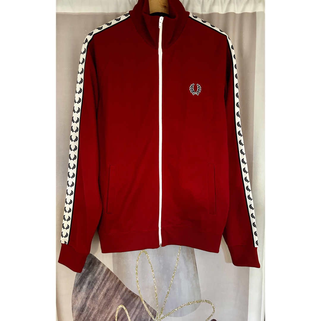 Fred Perry  フレッドペリー　ジャージ　トラックジャケット　赤　レッド