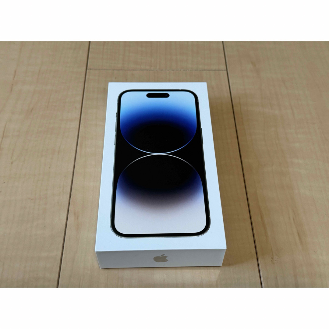 Apple(アップル)の【中古美品】SIMフリーiPhone14 Pro 128GB シルバー スマホ/家電/カメラのスマートフォン/携帯電話(スマートフォン本体)の商品写真