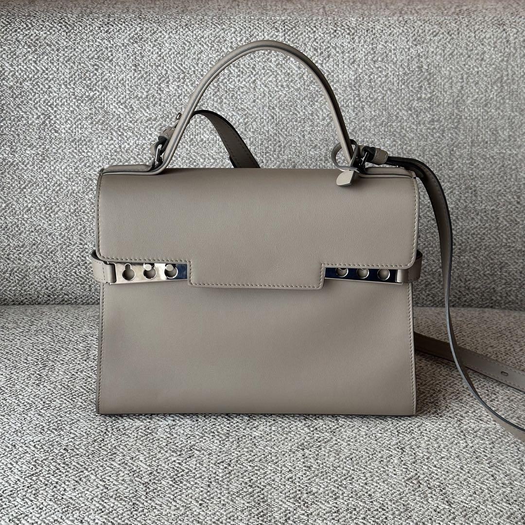 DELVAUX - デルヴォー タンペートMMの通販 by MINA｜デルヴォーならラクマ