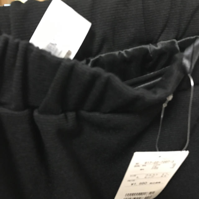 HONEYS(ハニーズ)の新品‼️黒のタイトスカート レディースのスカート(ひざ丈スカート)の商品写真
