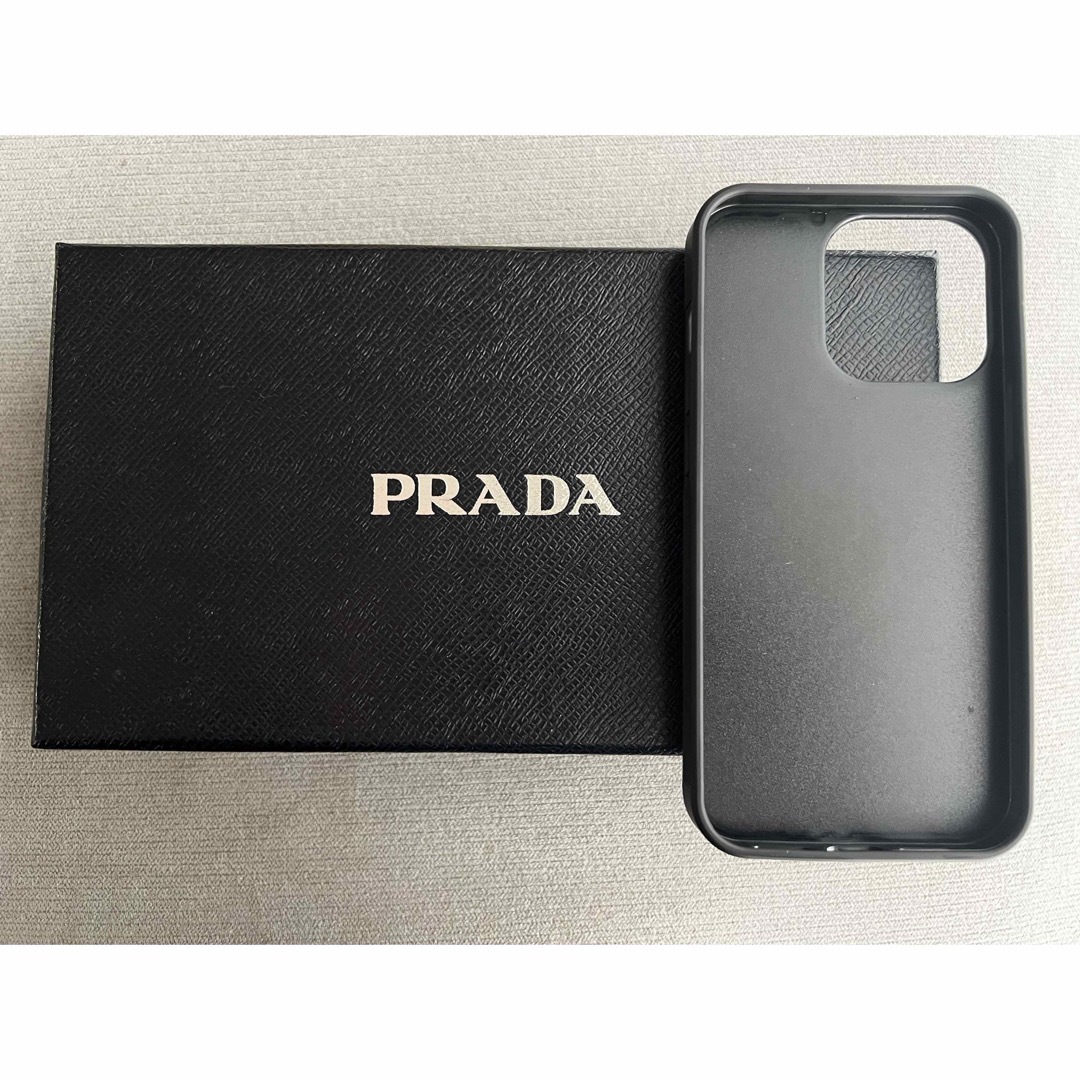 PRADA プラダ iPhone13Proケース ブラック