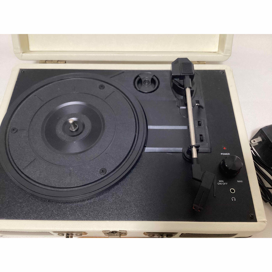Crosley ホワイトレザー ポータブルレコードプレーヤー