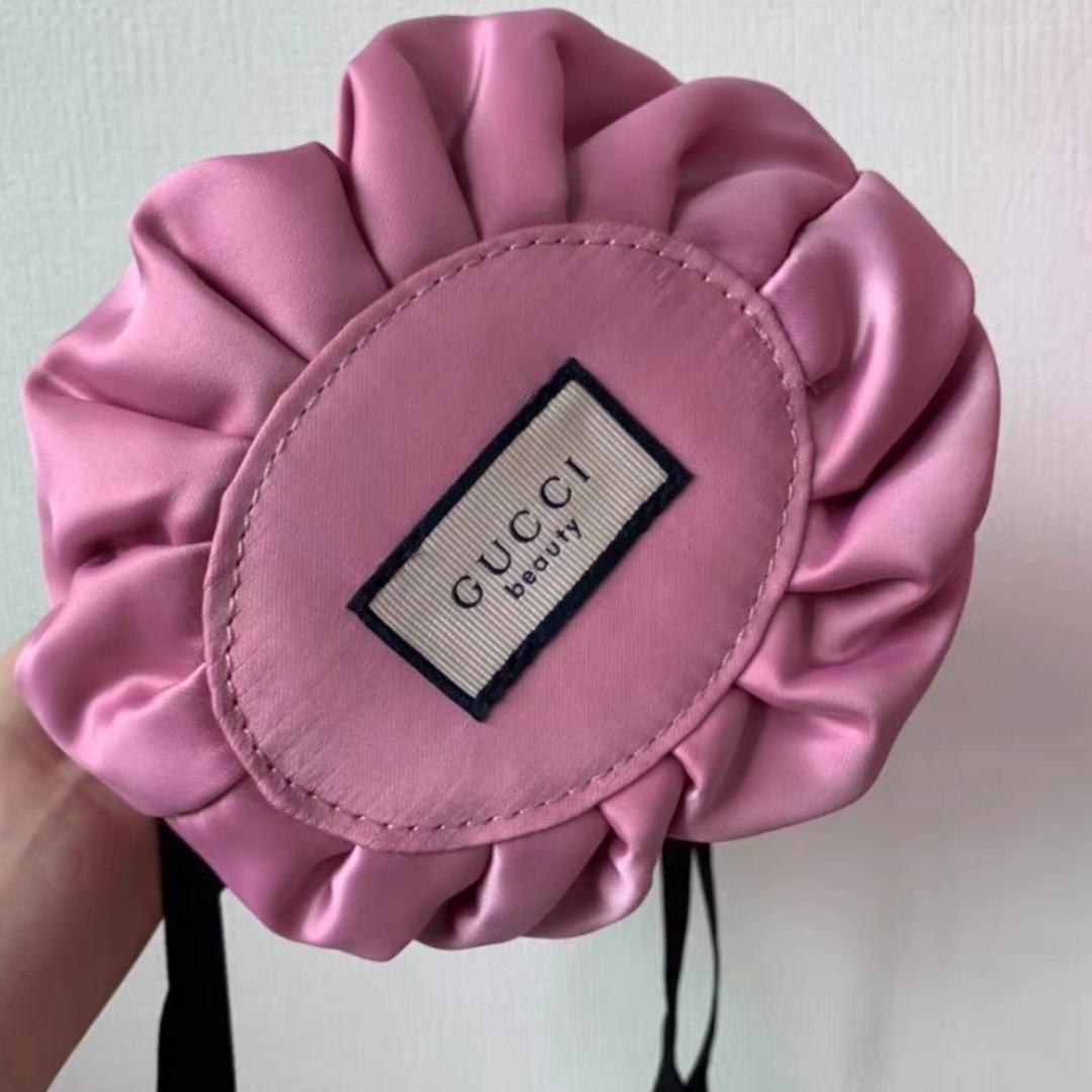 GUCCI - 新品未使用 GUCCI グッチ 巾着 ポーチ ノベルティの通販 GUCCI - 新品未使用 GUCCI グッチ 巾着 ポーチ ノベルティの通販