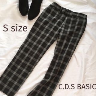 シーディーエスベーシック(C.D.S BASIC)の【フォロー割中☆】C.D.S BASIC チェック柄　パンツ　S(カジュアルパンツ)