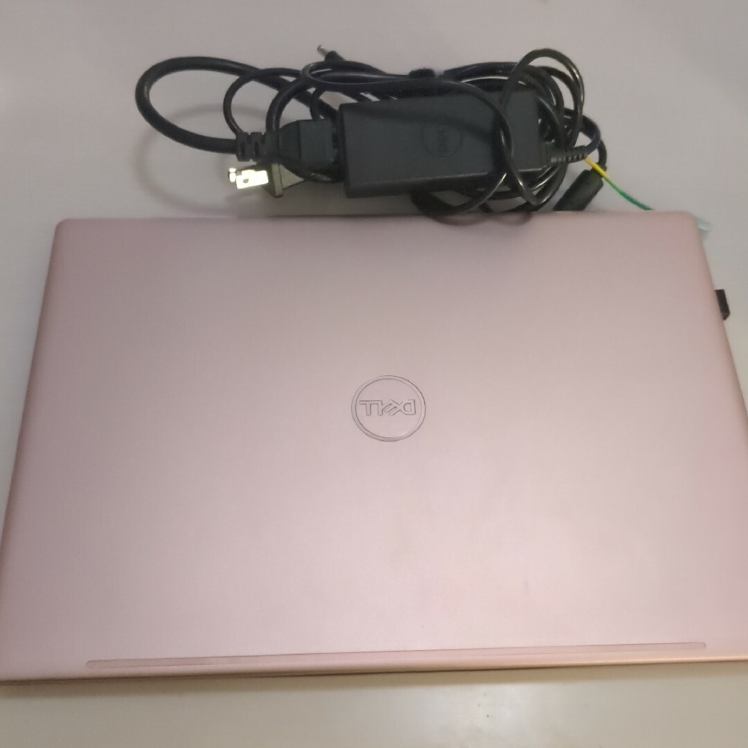 Dell P83G002 ピンク色のノートＰＣピンクノートＰＣ