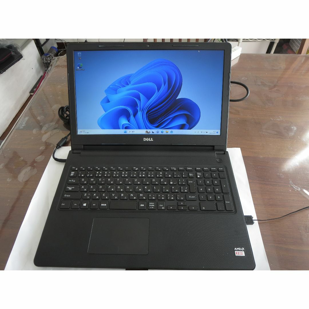 Dell Inspiron 3565　E2-9000  win11