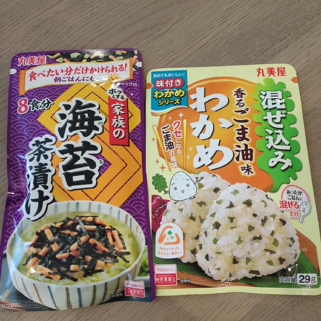 丸美屋(マルミヤ)の丸美屋　海苔茶漬け2袋　混ぜ込み香るごま油味わかめ2袋 食品/飲料/酒の食品(その他)の商品写真