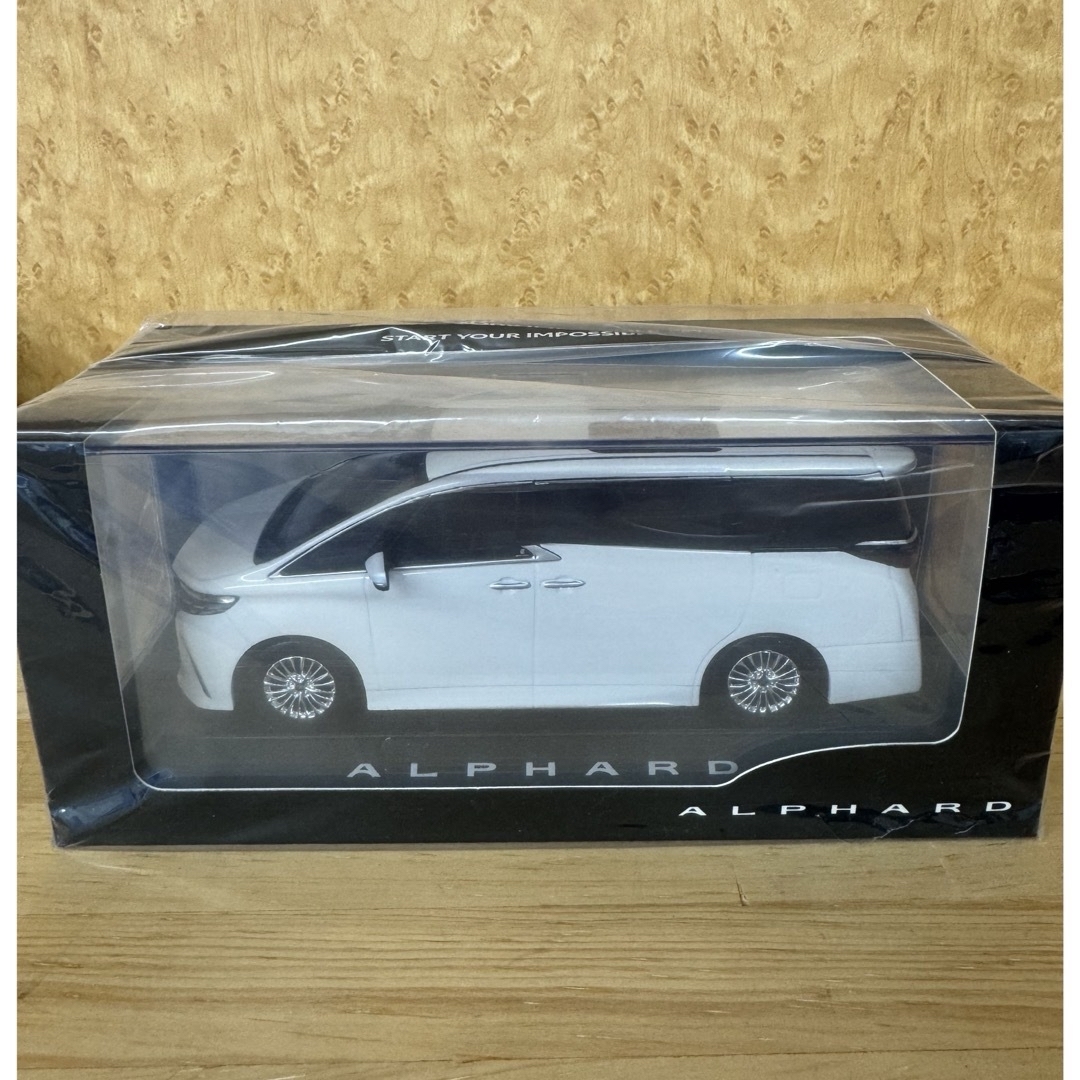 トヨタ - 新型アルファード ミニカーの通販 by こ|トヨタならラクマ