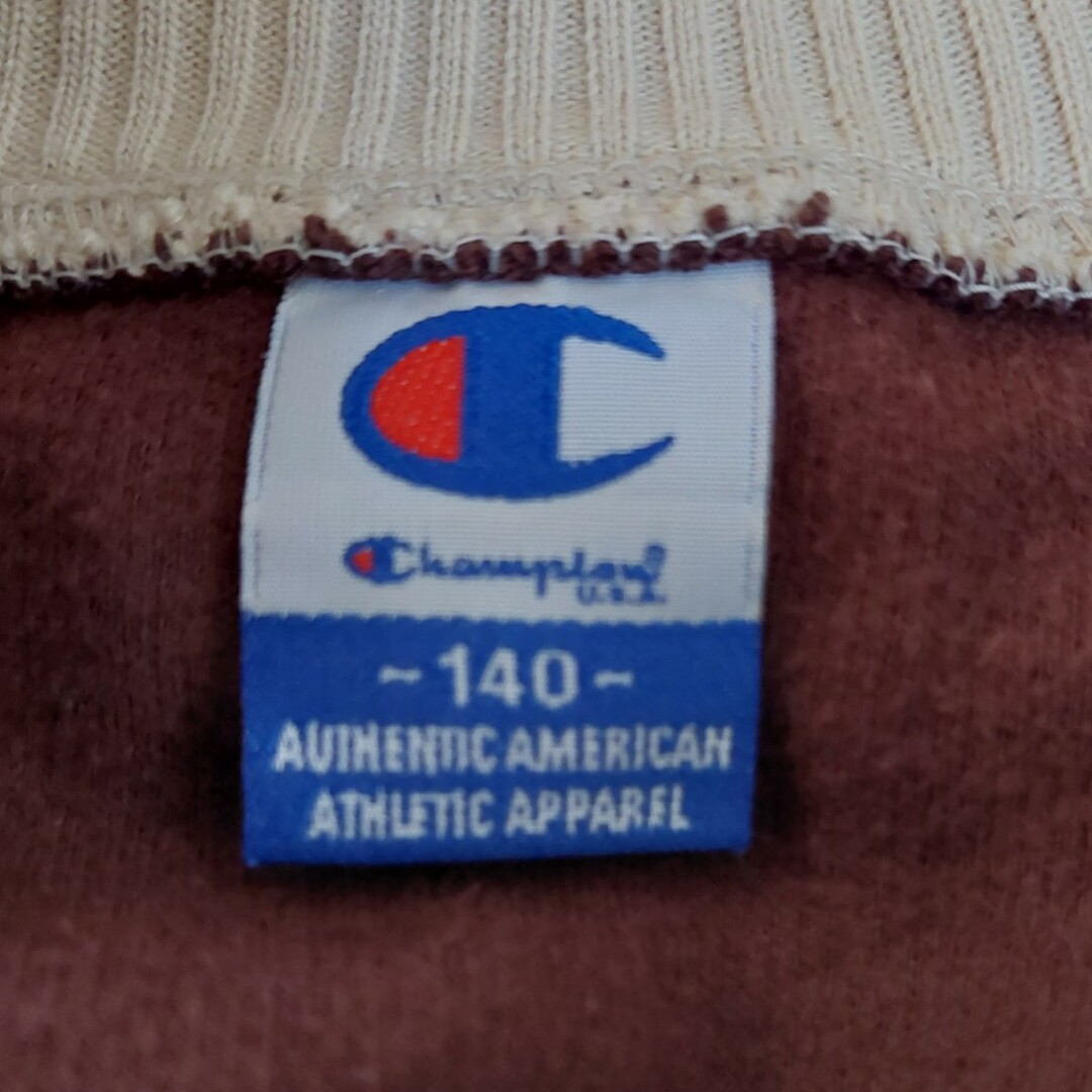 Champion(チャンピオン)のサイズ140　Champion長袖トップス　トレーナー　セーター　チャンピオン キッズ/ベビー/マタニティのキッズ服男の子用(90cm~)(ニット)の商品写真