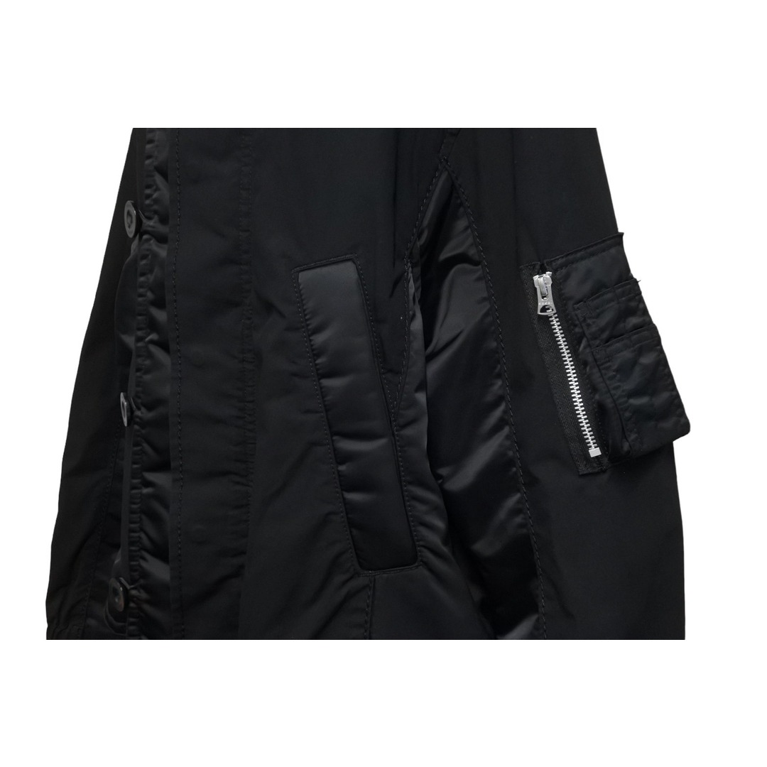 sacai(サカイ)のSacai サカイ コート 21AW ミリタリー ブラック コットン ナイロン サイズ2 SCM-035 シルバー金具 中古 56223 レディースのジャケット/アウター(その他)の商品写真