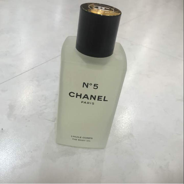 CHANEL(シャネル)のシャネルn.5ボディーオイル コスメ/美容のボディケア(ボディオイル)の商品写真