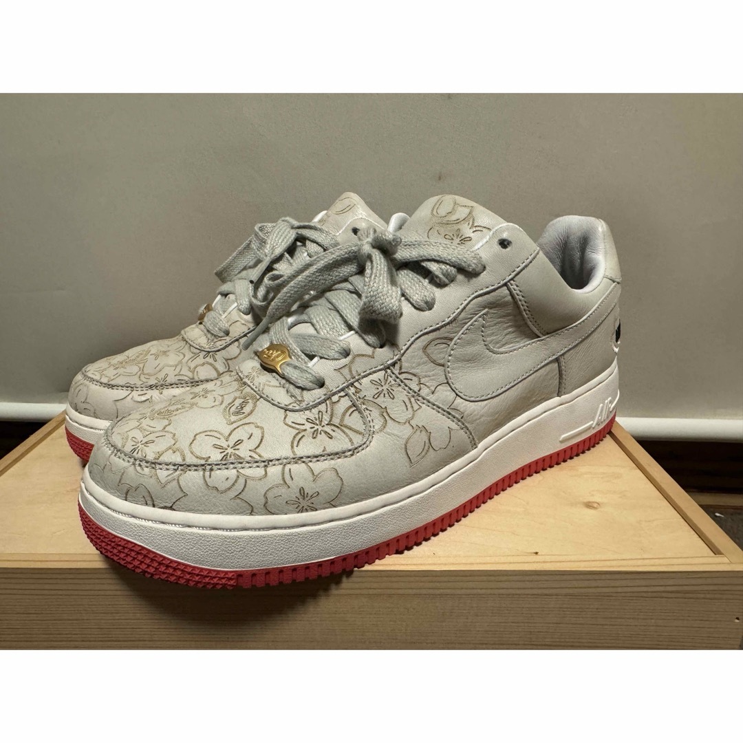 NIKE airforce1 ナイキエアフォース1 上野限定　桜 | フリマアプリ ラクマ