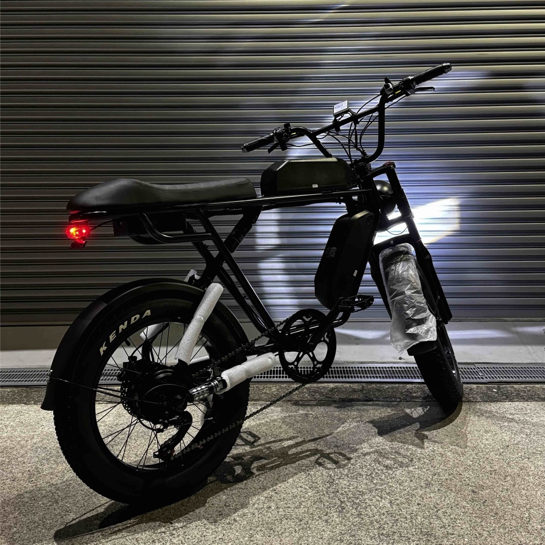 super73系モペット系60v20ahバッテリー充電器セット 面倒臭かっ super73系モペット系60v20ahバッテリー充電器セット 面倒臭かっ