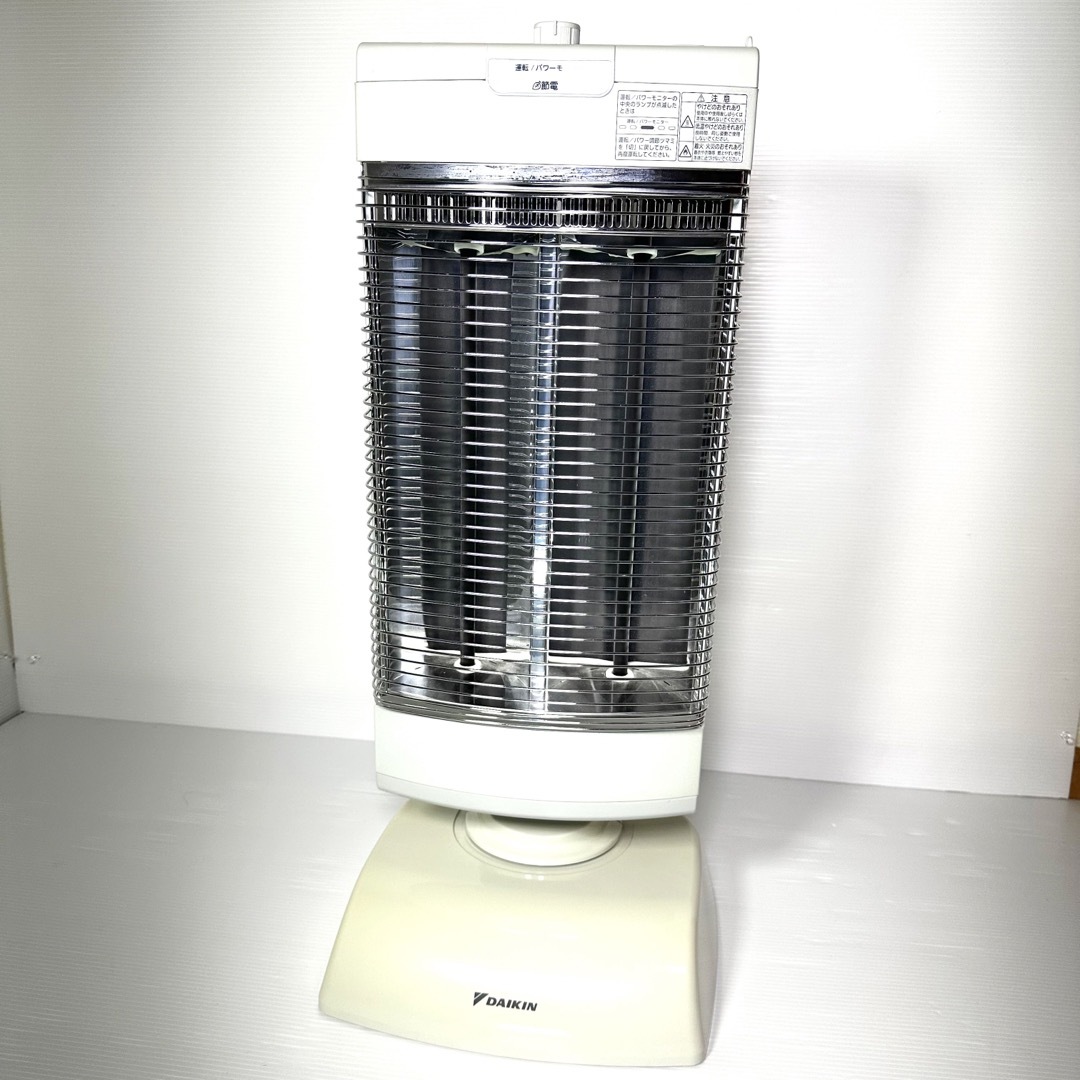 美品☆ダイキン DAIKIN 遠赤外線暖房機 セラムヒート ERFT11TS-W