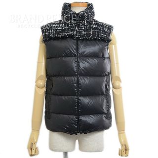 シャネル ダウンベスト(レディース)の通販 5点 | CHANELのレディースを シャネル ダウンベスト(レディース)の通販 5点 | CHANELのレディースを