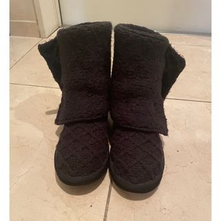 アグ(UGG)のUGG　ニットブーツ　黒　サイズ24　(500円）5月末まで(ブーツ)