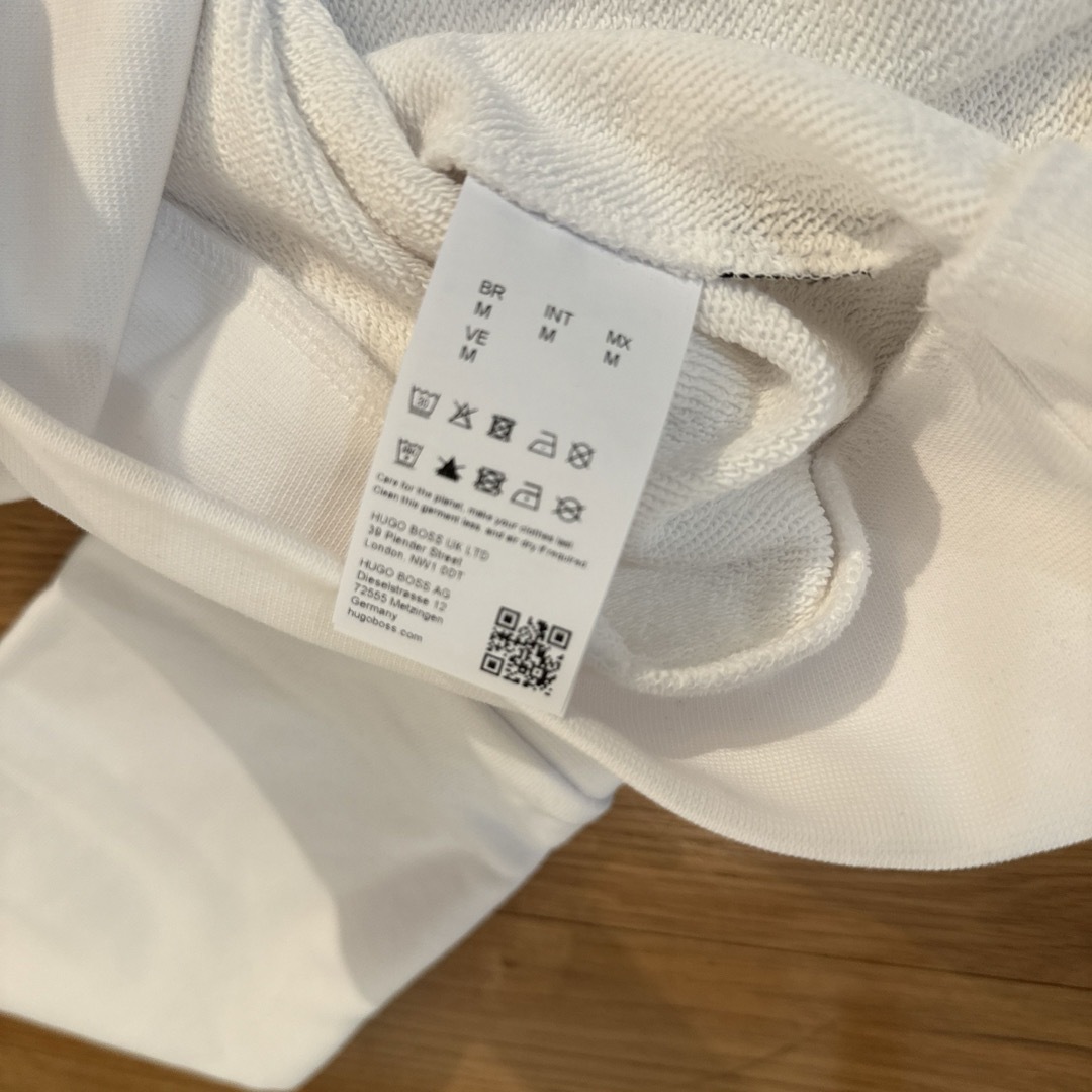 HUGO BOSS(ヒューゴボス)のHugo Boss パーカー　新品未使用 メンズのトップス(Tシャツ/カットソー(半袖/袖なし))の商品写真