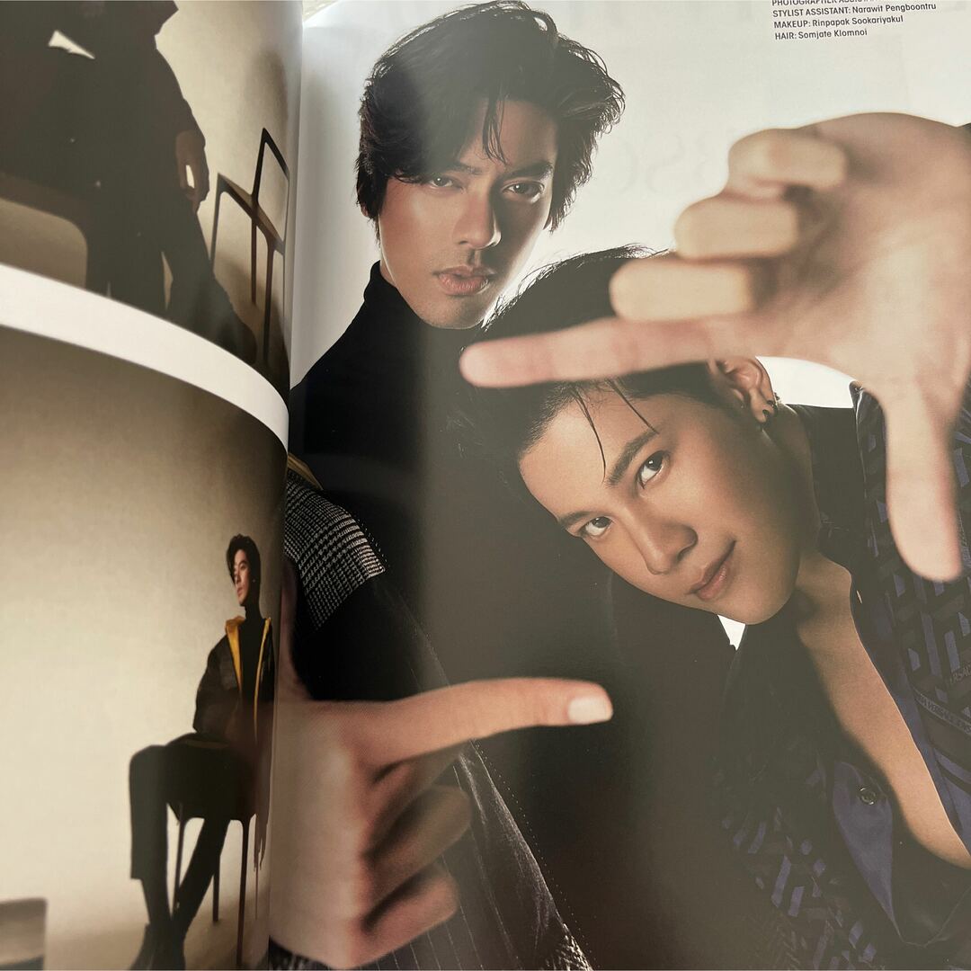 L'OFFICIEL  OCTOBER2021 TaeSingto掲載 エンタメ/ホビーの雑誌(ファッション)の商品写真