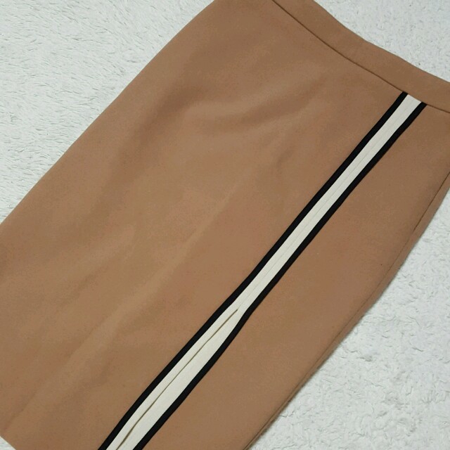ZARA(ザラ)のmarie様専用☆ZARA　スカート レディースのスカート(ひざ丈スカート)の商品写真