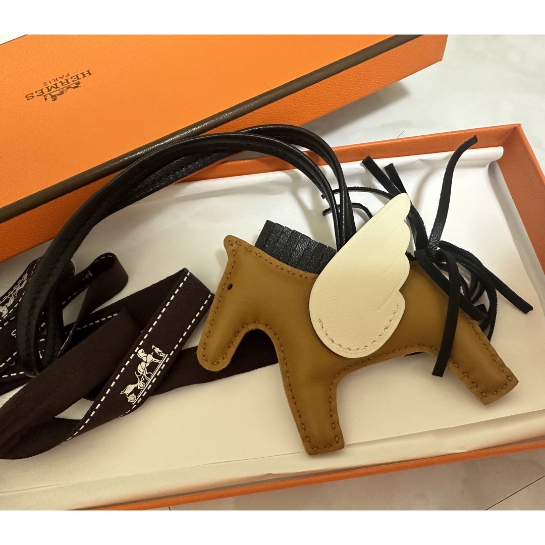 HERMES ロデオ ペガサス チャーム pm 新古品