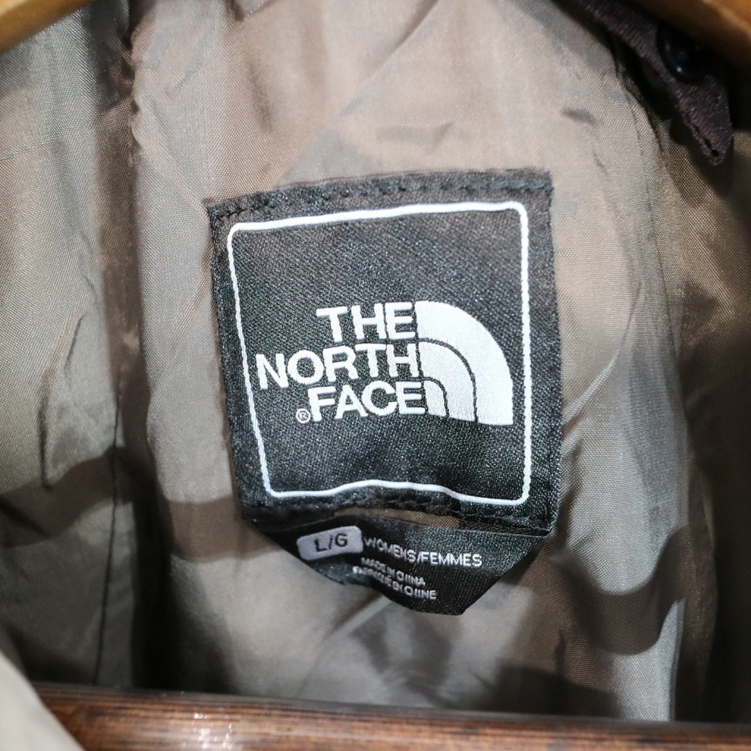 THE NORTH FACE(ザノースフェイス)のTHE NORTH FACE ノースフェイス HYVENT マウンテンパーカー アウトドア キャンプ アウター 防寒 ブラウン (レディース L) 中古 古着 O8781 レディースのジャケット/アウター(その他)の商品写真