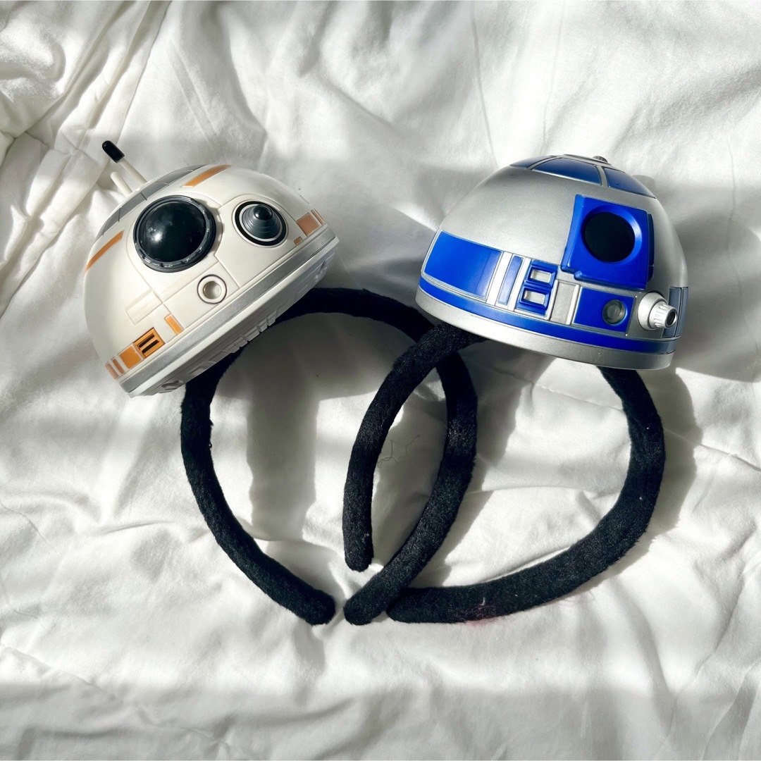 Disney(ディズニー)のお値下げ中⭐︎BB-8 R2-D2 カチューシャセットWDWスターウォーズ レディースのヘアアクセサリー(カチューシャ)の商品写真