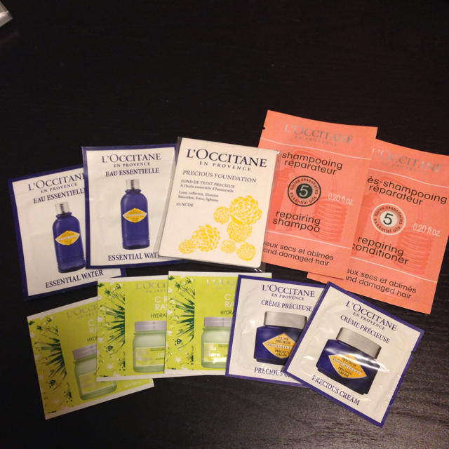 L'OCCITANE(ロクシタン)のL'OCCITANE サンプル10点 コスメ/美容のボディケア(その他)の商品写真