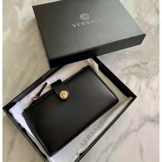 ヴェルサーチ 折り財布(メンズ)の通販 50点 | VERSACEのメンズを買う