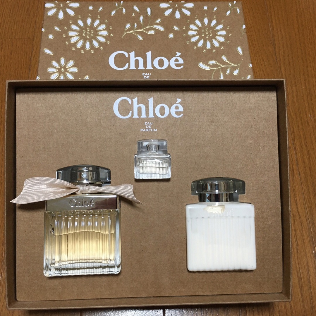 新品 chloe クロエ オードパルファム75mlホリデーセット 香水3点ギフト