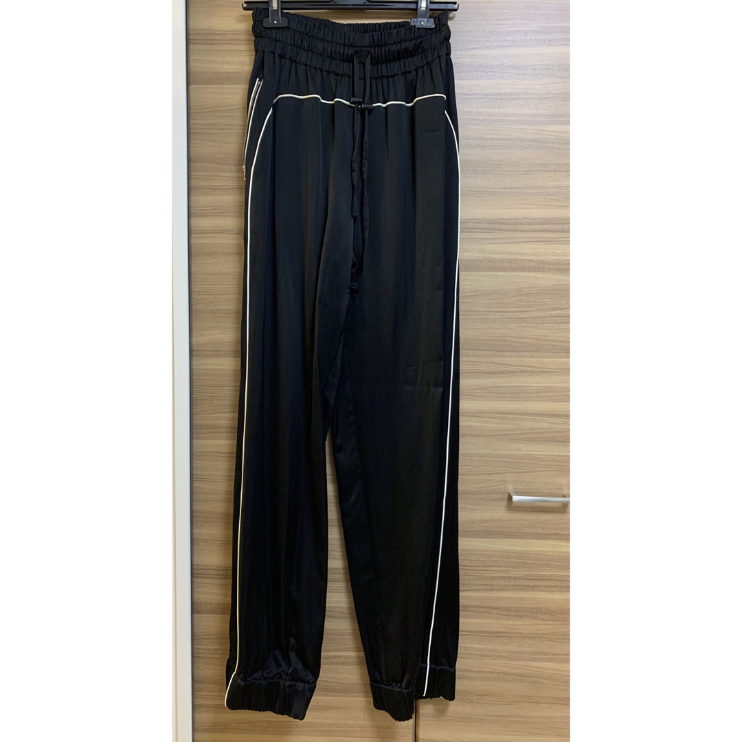 CADUNE カデュネ 神崎恵さんコラボ バルーン パンツ パンツ CADUNE カデュネ 神崎恵さんコラボ バルーン パンツ パンツ