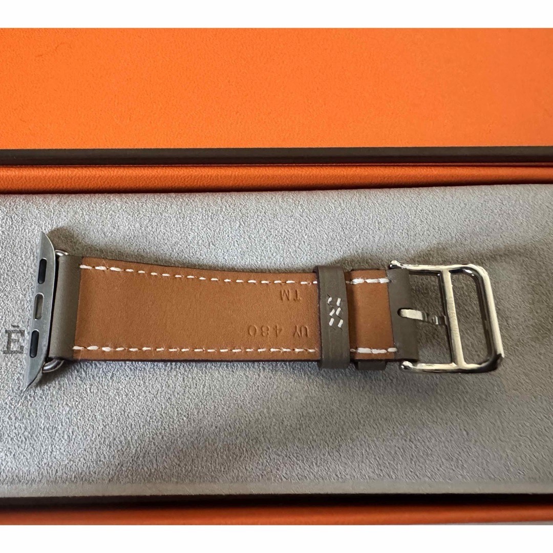 Hermes(エルメス)のApple Watch Hermès シンプルトゥール 41 mm レディースのファッション小物(腕時計)の商品写真