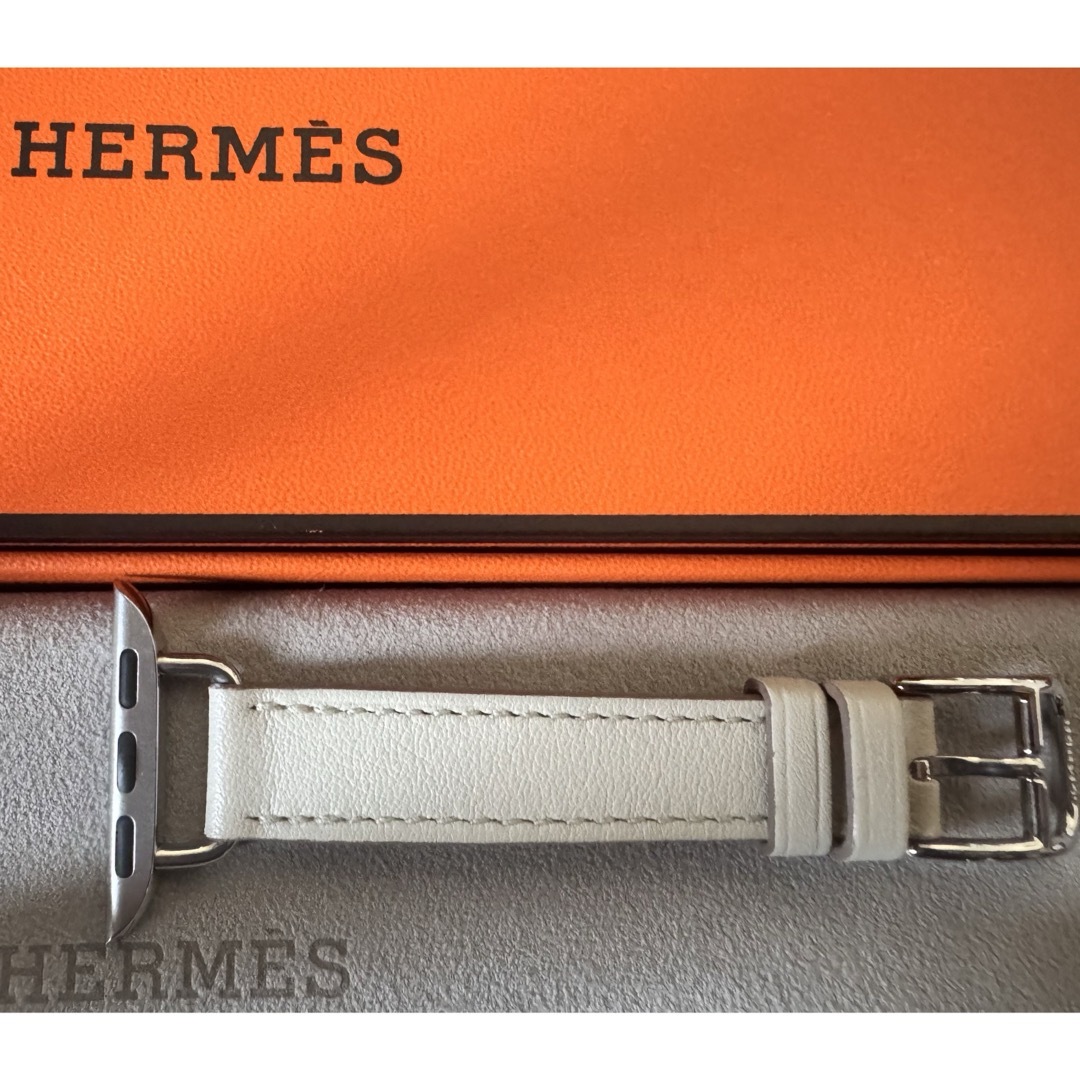 Hermes(エルメス)のApple Watch Hermès ドゥブルトゥール 《アトラージュ》 41 レディースのファッション小物(腕時計)の商品写真