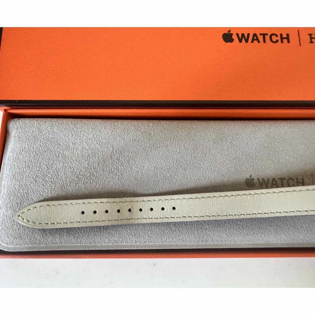 Hermes(エルメス)のApple Watch Hermès ドゥブルトゥール 《アトラージュ》 41 レディースのファッション小物(腕時計)の商品写真