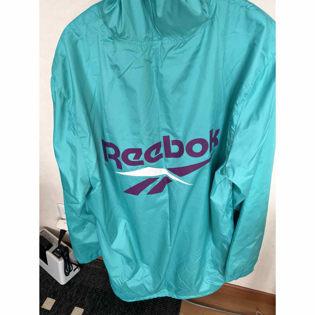 Reebok(リーボック)のReebok ウインドブレーカー メンズのジャケット/アウター(ナイロンジャケット)の商品写真
