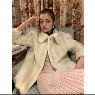 エピヌ(épine)のparisienne ribbon 2way fur coat ivory(毛皮/ファーコート)