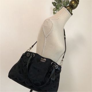 コーチ(COACH)の2WAY仕様♪COACH(コーチ)ショルダートートバッグ　BLACK(トートバッグ)