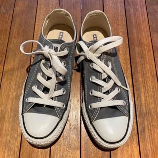 コンバース(CONVERSE)の★美品converseコンバースローカットスニーカー グレー22(スニーカー)