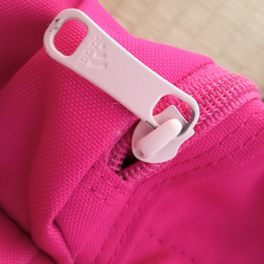 adidas(アディダス)のadidas リュック ピンク レディースのバッグ(リュック/バックパック)の商品写真