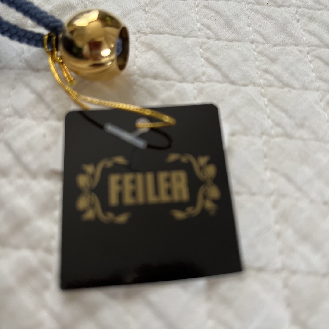 FEILER(フェイラー)の【フェイラー】FEILER  ポーチ　マチなし レディースのファッション小物(ポーチ)の商品写真