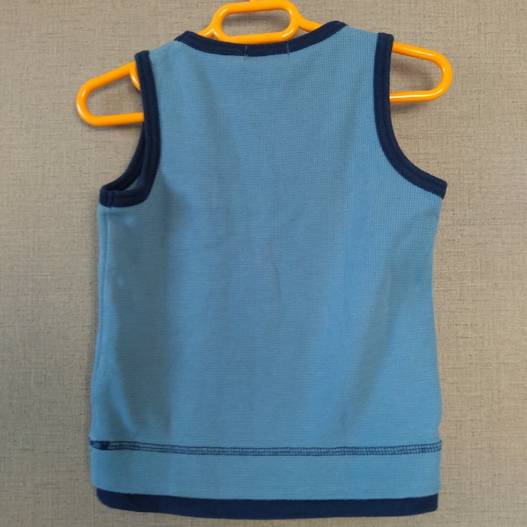 COMME CA ISM(コムサイズム)のCOMME CA ISM　男の子　90　ノースリーブ キッズ/ベビー/マタニティのキッズ服男の子用(90cm~)(Tシャツ/カットソー)の商品写真