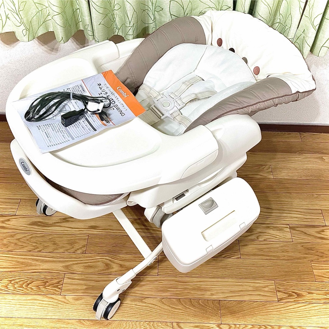 combi - 《超美品》付属品全付き☆コンビ ネムリラ オートスイング電動