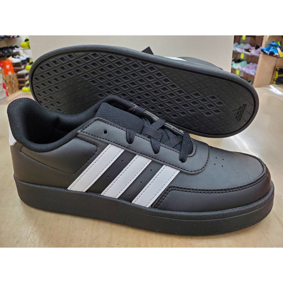 adidas(アディダス)のadidasアディダス コアブレーク2.0K 23.5cm カジュアルスニーカー キッズ/ベビー/マタニティのキッズ靴/シューズ(15cm~)(スニーカー)の商品写真