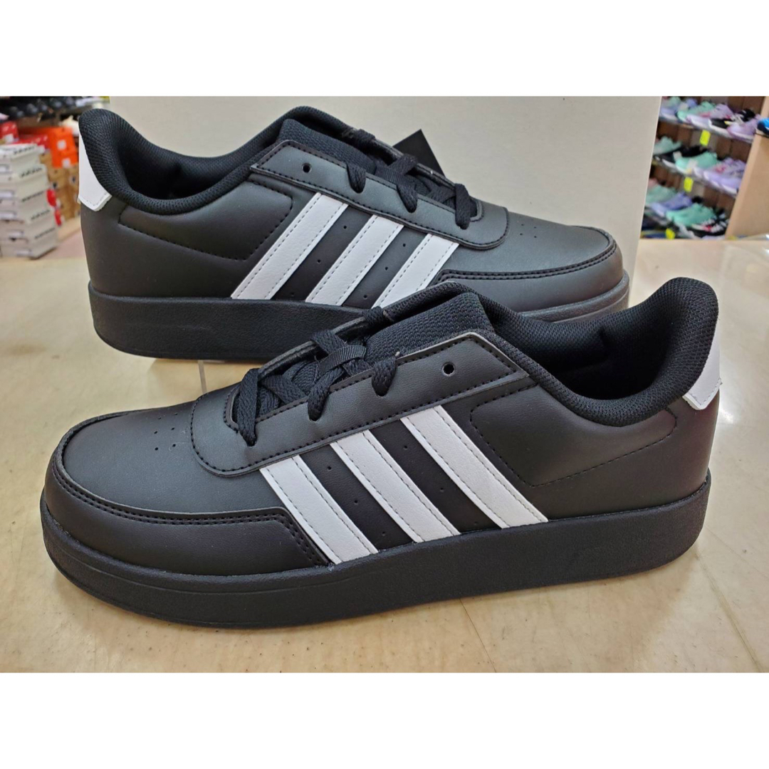 adidas(アディダス)のadidasアディダス コアブレーク2.0K 23.5cm カジュアルスニーカー キッズ/ベビー/マタニティのキッズ靴/シューズ(15cm~)(スニーカー)の商品写真