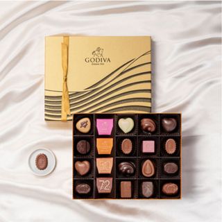 ゴディバ(GODIVA)のGODIVA ゴディバ ハートオブゴールド 20粒　定価6,480円(菓子/デザート)